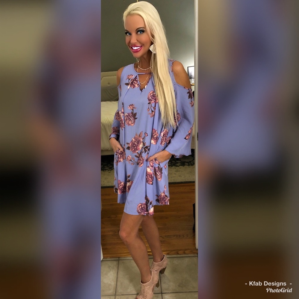 🥰LAST 1! Lavender Floral Cold Shoulder Dress! - Picture 2 of 6